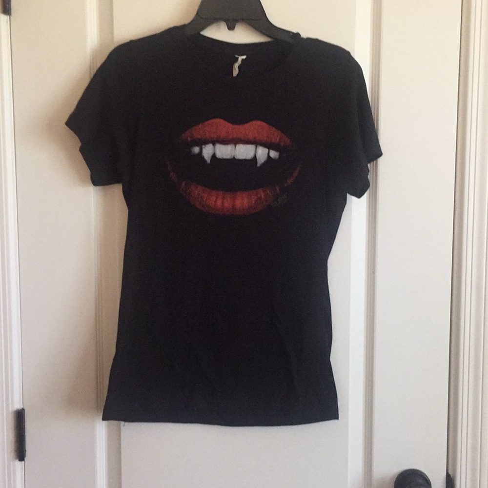 Vampire TrueBlood shirt